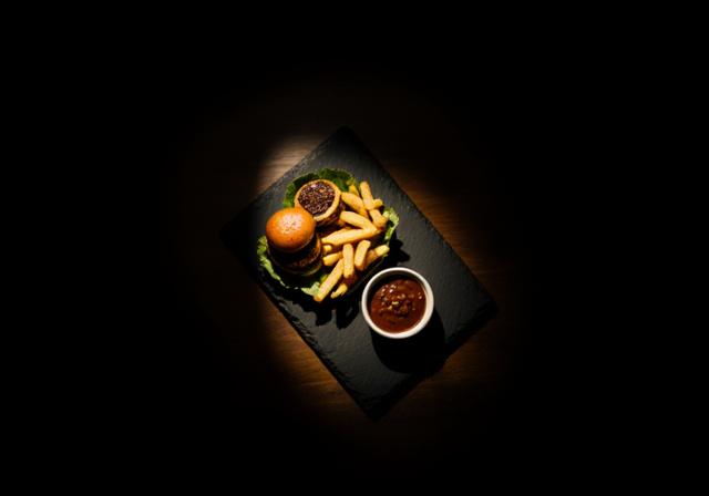 Exklusive Gourmet Mini-Burger als Late-Night-Snack